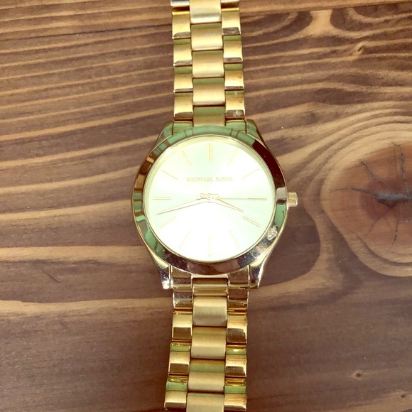 Michael Kors Women's Gold-Tone Watch, Gold - Picture 2 of 3